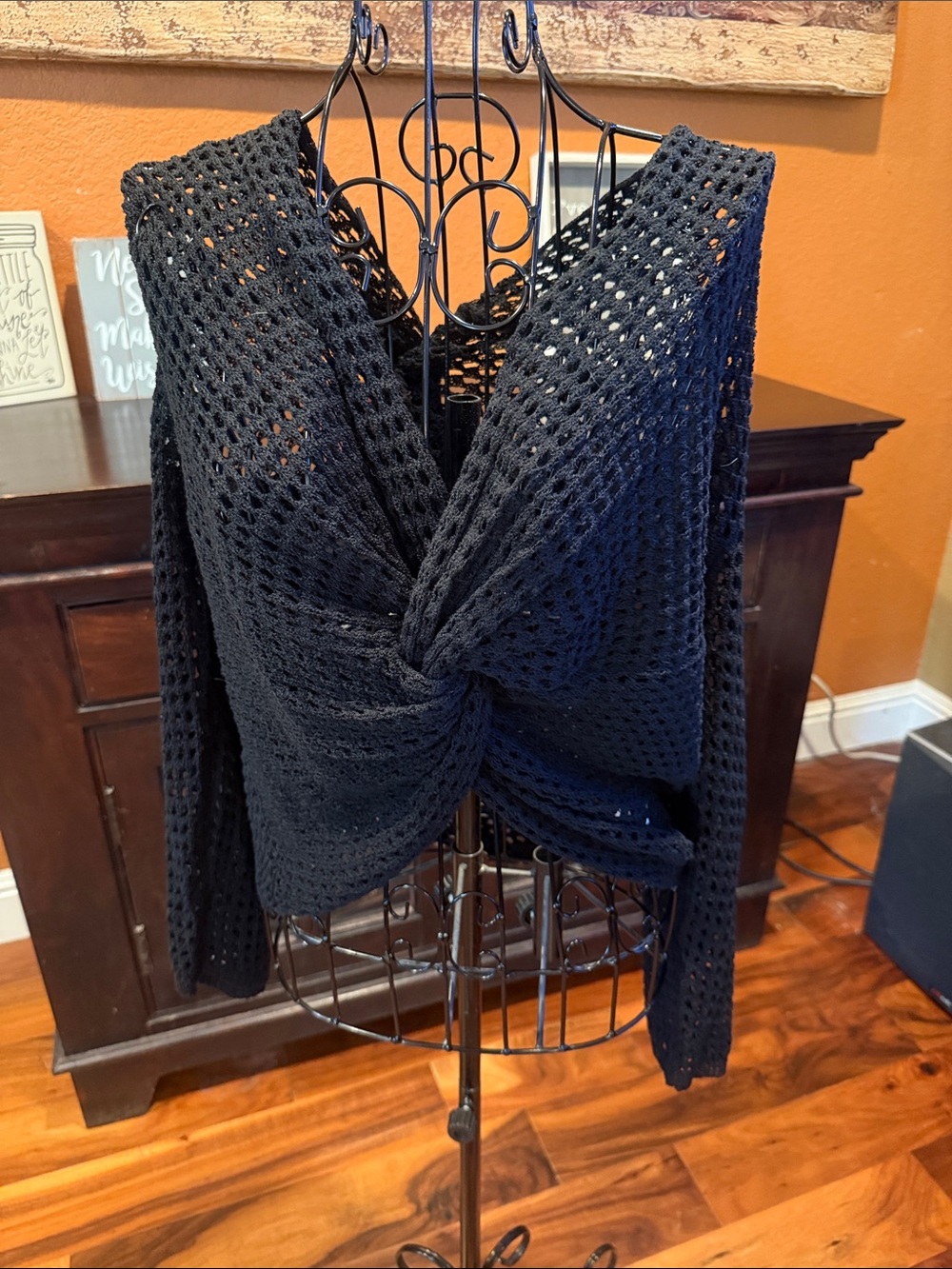 NWT 2x Agnes Orinda Black Knit Twist-Front Women’s Sweater